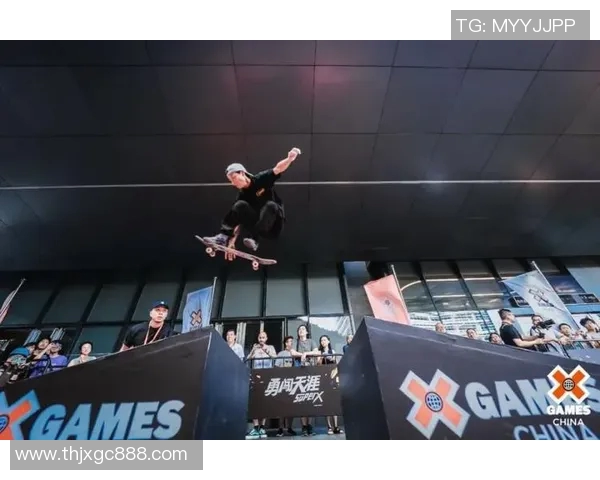 重庆滑板队的边路渗透策略与滑板文化的融合探索